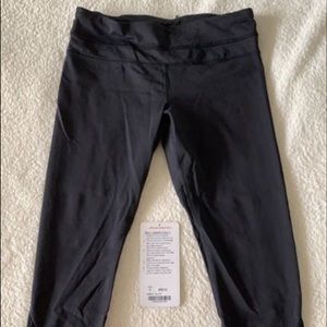 Lululemon black run inspire pants 6